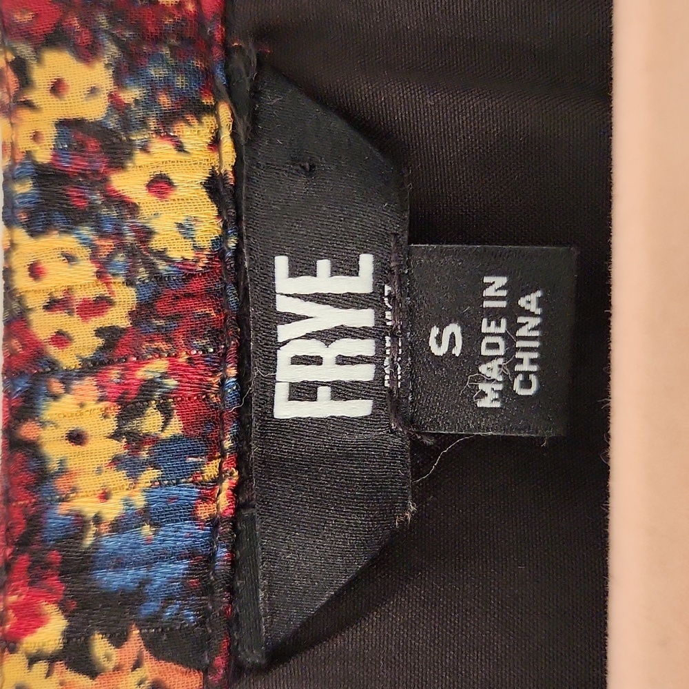 FRYE | EUC Boho Ruffle Floral Long Balloon Sleeve‎ Button Down Shirt Size S - Picture 4 of 6